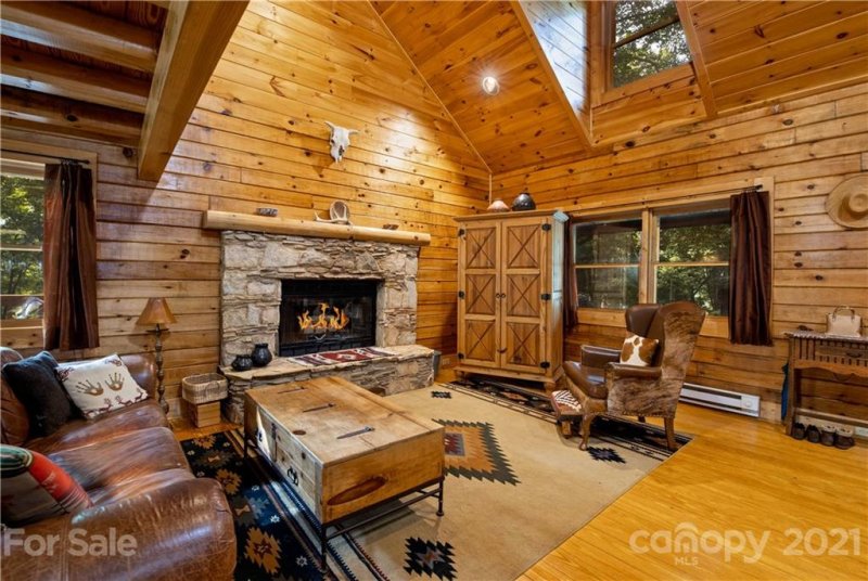 Property image 2 at 636 Old Log Road, Green Mountain, NC 28740