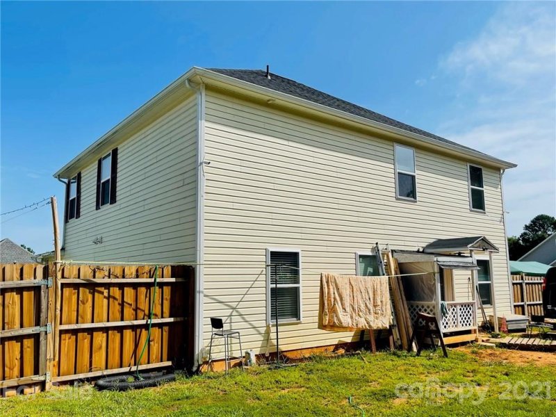 Property image 3 at 678 Scarlet Leaf Lane, Oakboro, NC 28129