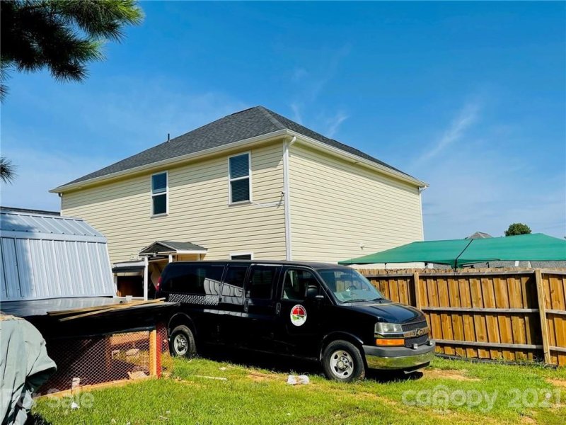 Property image 4 at 678 Scarlet Leaf Lane, Oakboro, NC 28129