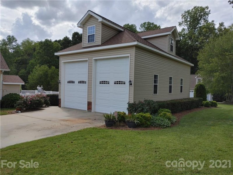 Property image 4 at 180 Donsdale Drive, Statesville, NC 28625