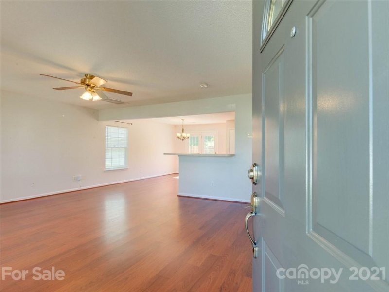 Property image 3 at 10538 Katie Creek Court, Charlotte, NC 28213