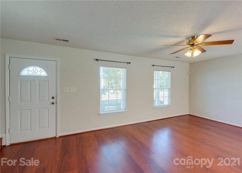 Property image 5 at 10538 Katie Creek Court, Charlotte, NC 28213
