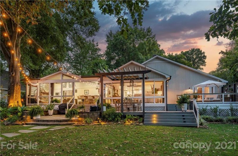 Property image 4 at 18026 Whispering Oaks Drive, Cornelius, NC 28031