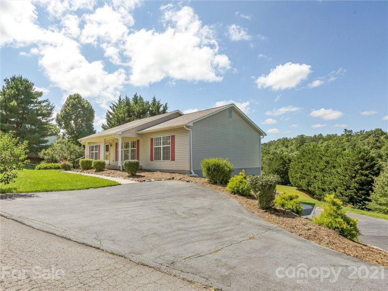 Property image 3 at 162 Kennedy Road, Weaverville, NC 28787