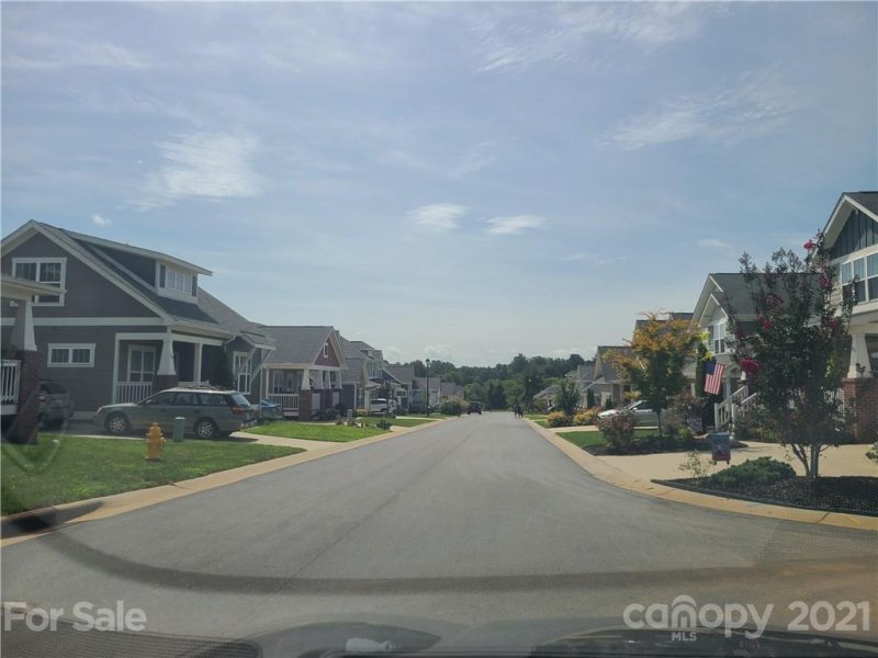 Property image 2 at 34 Lyndon Circle, Arden, NC 28704