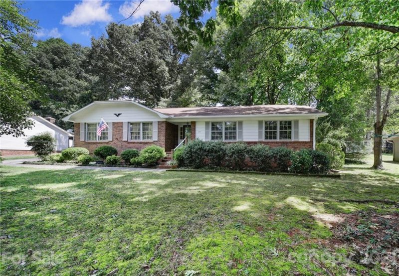 Property image 2 at 211 Pelham Lane, Fort Mill, SC 29715