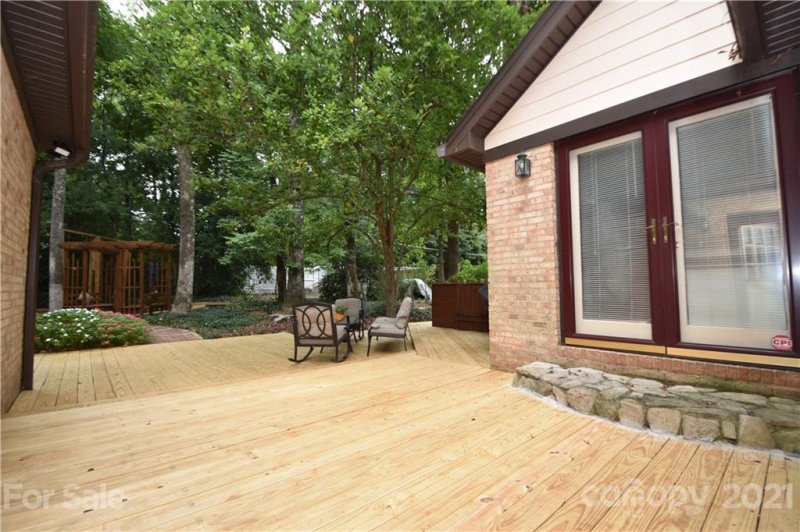Property image 3 at 4309 Old Saybrook Court, Charlotte, NC 28211