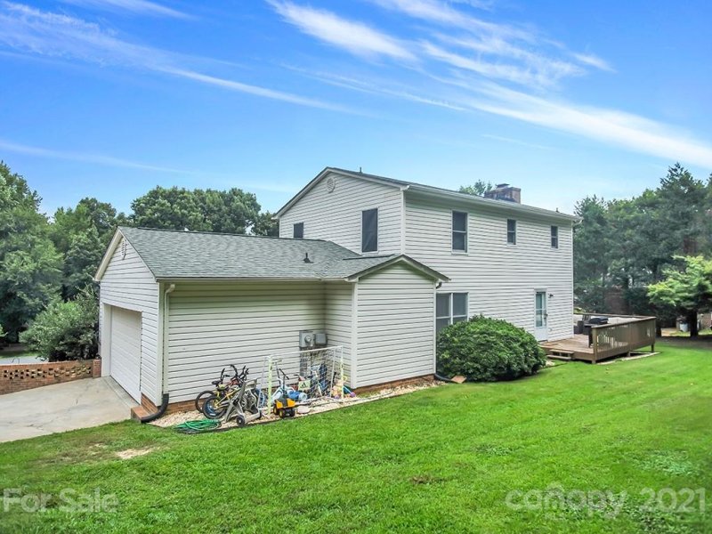 Property image 2 at 143 Crystal Brook Drive, Kings Mountain, NC 28086