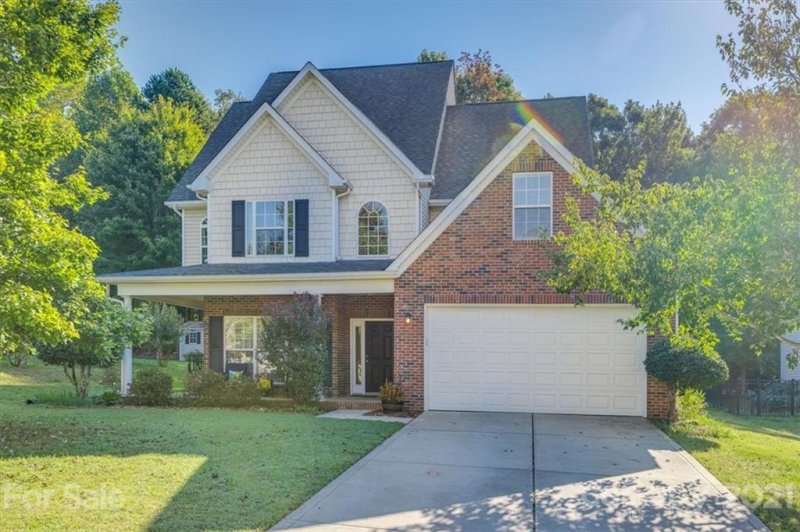 Property image 2 at 429 Elizabeth Valley Lane, Lake Wylie, SC 29710