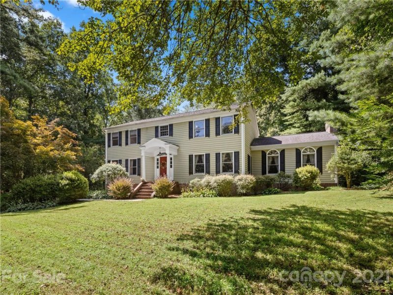 Property image 2 at 6 Hickory Creek Court, Arden, NC 28704