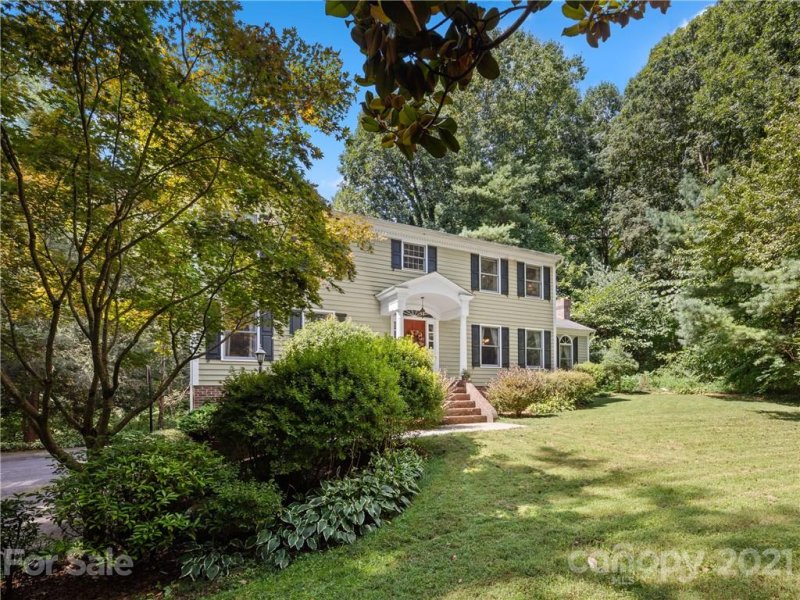 Property image 3 at 6 Hickory Creek Court, Arden, NC 28704