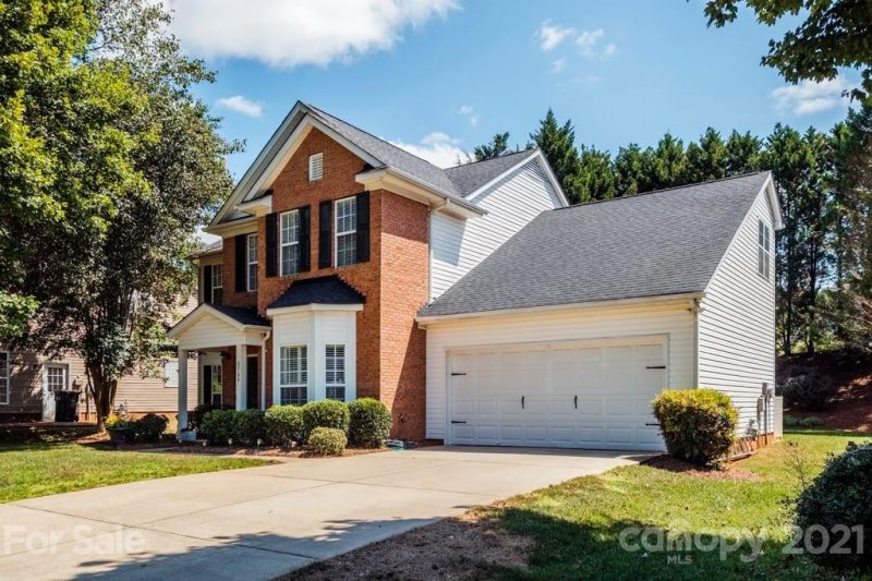 Property image 2 at 8709 Ellington Park Drive, Charlotte, NC 28277