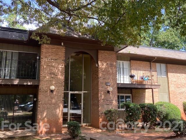 Property image 2 at 300 Orchard Trace Lane, Charlotte, NC 28213