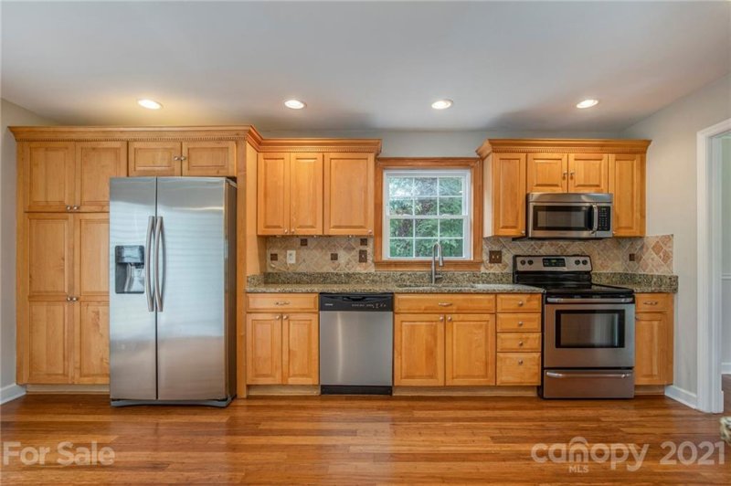 Property image 4 at 7304 Falkirk Place, Charlotte, NC 28270