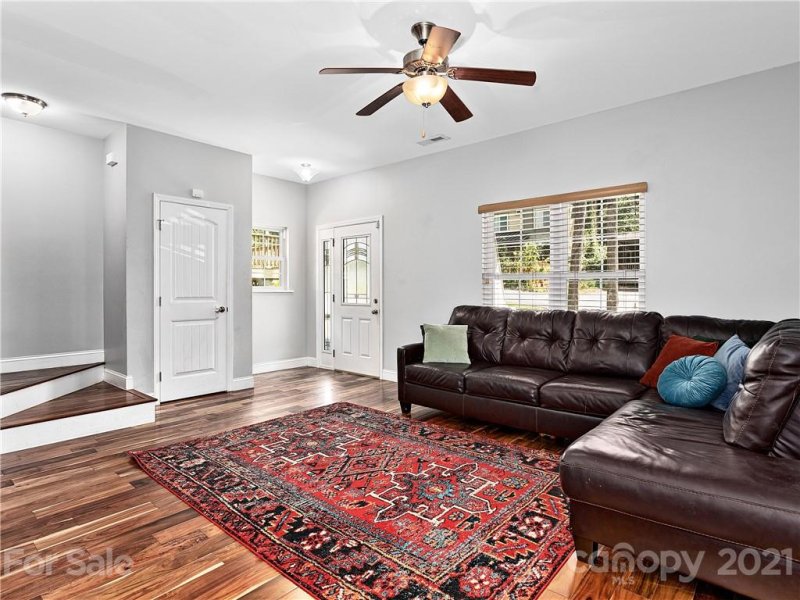 Property image 4 at 83 Galax Avenue, Asheville, NC 28806