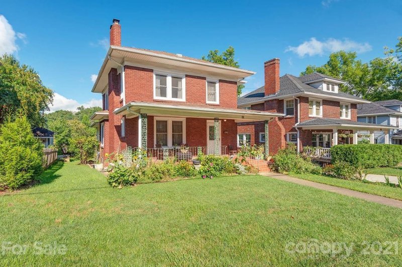 Property image 2 at 35 Melrose Avenue, Asheville, NC 28804