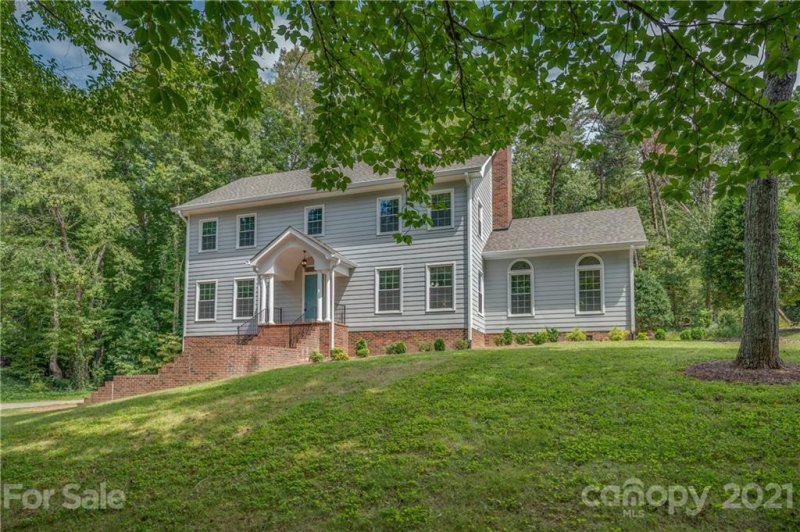 339 Fairforest Drive