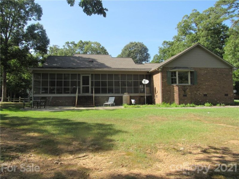 Property image 2 at 180 Roehm Landing, Denton, NC 27239