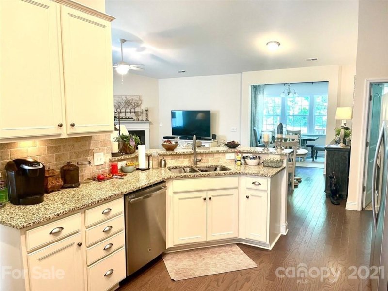 Property image 5 at 8045 Frances Haven Drive, Harrisburg, NC 28075