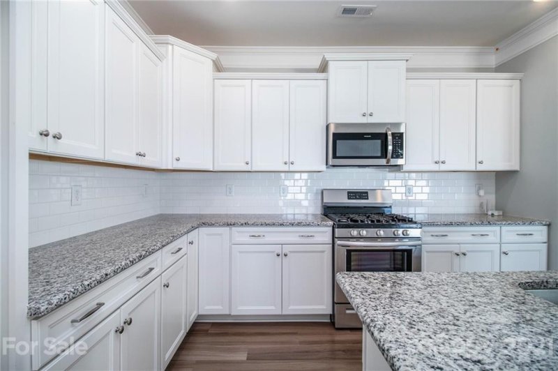 Property image 2 at 155 Suggs Mill Drive, Mooresville, NC 28115