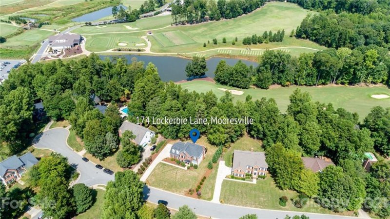 Property image 2 at 174 Lockerbie Lane, Mooresville, NC 28115