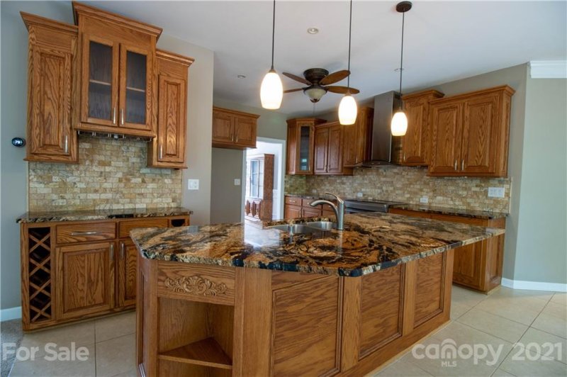 Property image 3 at 174 Lockerbie Lane, Mooresville, NC 28115