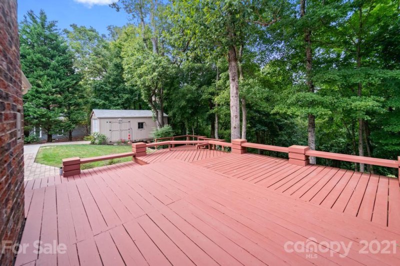 Property image 4 at 303 Setter Court, Concord, NC 28025