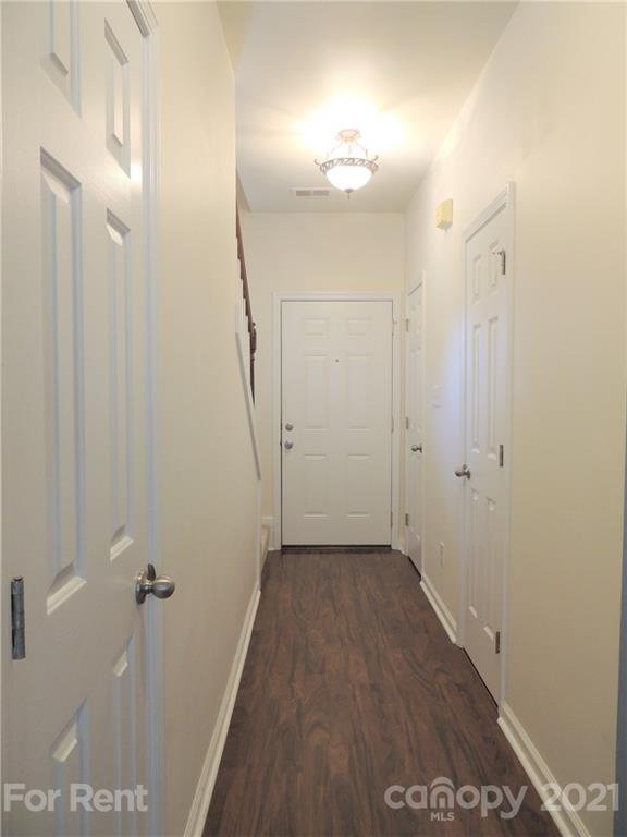 Property image 3 at 2027 Lennox Square Road, Charlotte, NC 28210