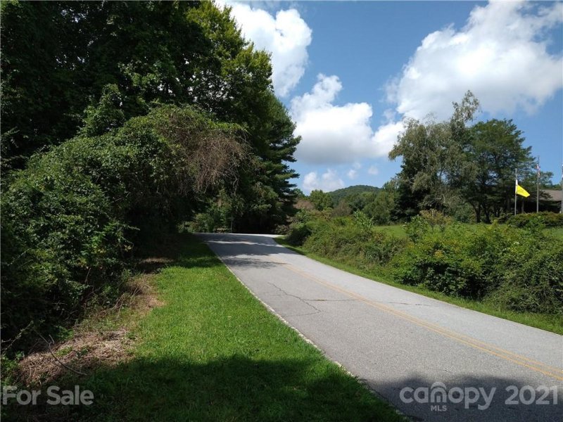 Property image 5 at 99999 Viewcrest Drive, Hendersonville, NC 28739