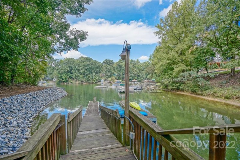 Property image 3 at 124 Sunset View Lane, Statesville, NC 28677