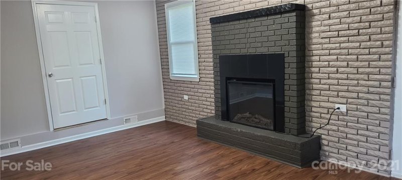 Property image 3 at 1302 Northwoods Drive, Kings Mountain, NC 28086