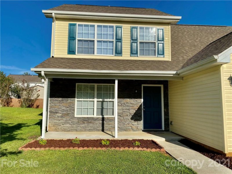 Property image 3 at 406 Elkhorn Lane, Gastonia, NC 28052