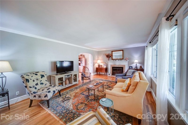 Property image 4 at 105 Bratton Avenue, York, SC 29745