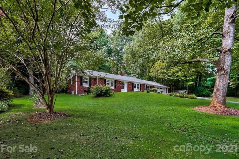 Property image 2 at 111 Rusty Lane, Hendersonville, NC 28791