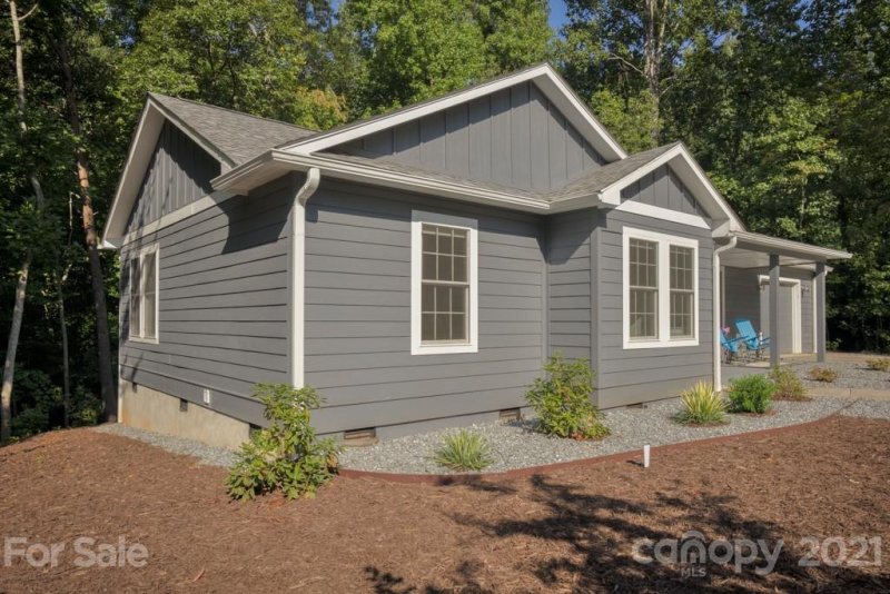 Property image 4 at 210 Case Street, Columbus, NC 28722