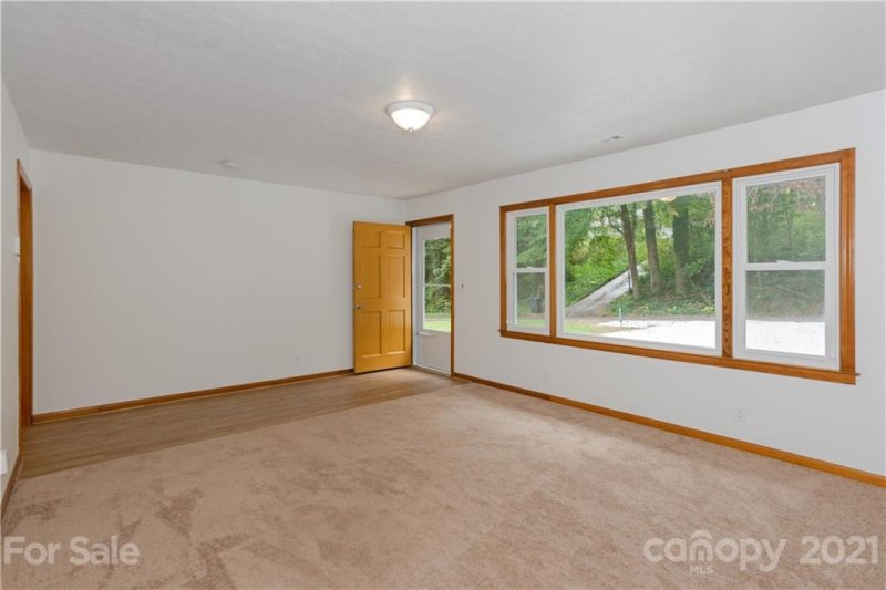 Property image 4 at 2338 Greater Druid Hills Boulevard, Hendersonville, NC 28791