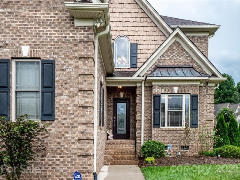 Property image 4 at 100 Chappie Drive, Mount Holly, NC 28120