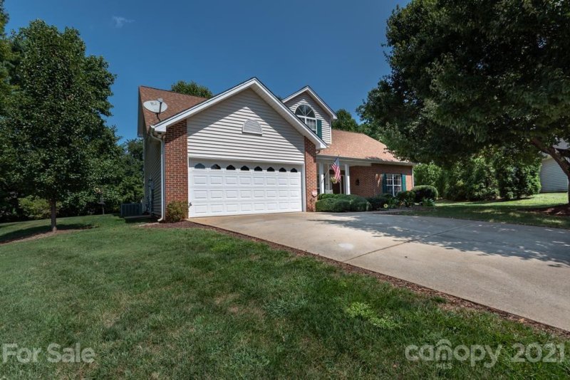 Property image 4 at 4238 10th Street Place, Hickory, NC 28601