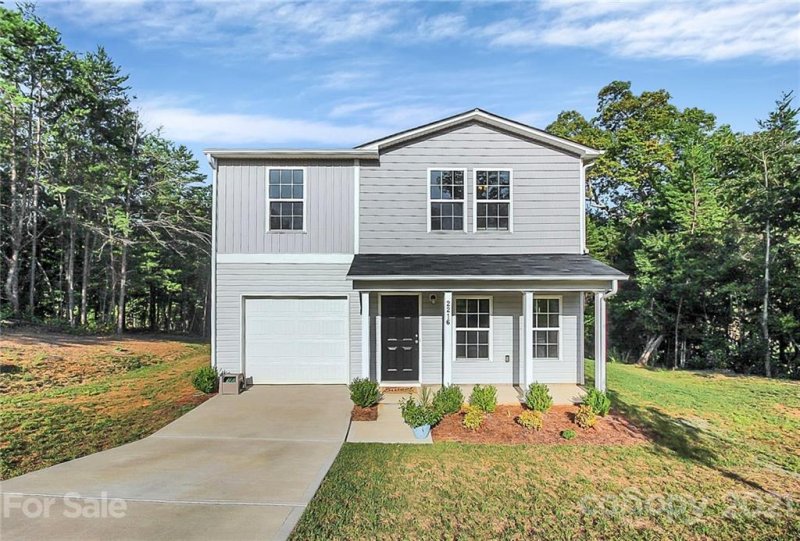 2216 Pinnacle View Drive