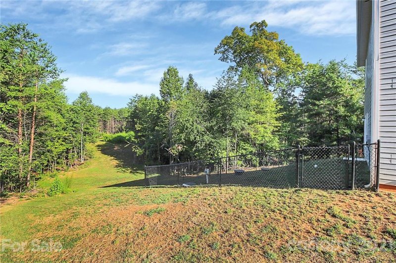 Property image 3 at 2216 Pinnacle View Drive, Kings Mountain, NC 28086