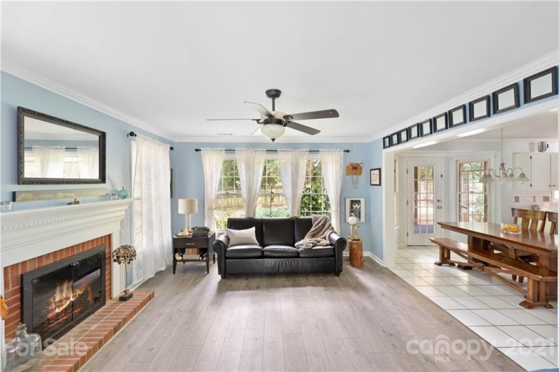 Property image 3 at 12208 Hickory Knoll Court, Matthews, NC 28105