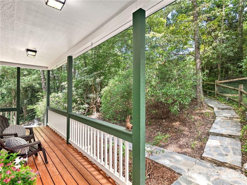 Property image 4 at 108 Welwyn Lane, Asheville, NC 28805