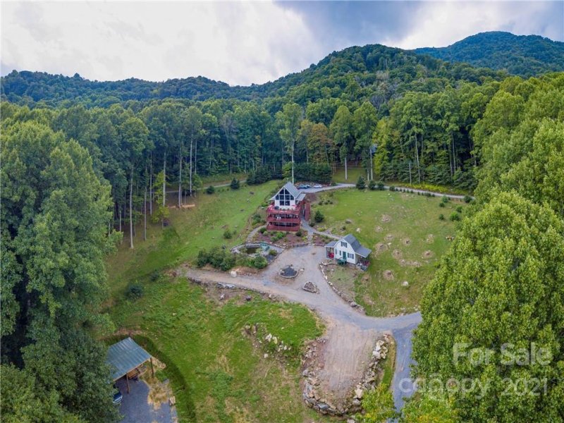 Property image 2 at 575 Twin Brook Drive, Waynesville, NC 28785