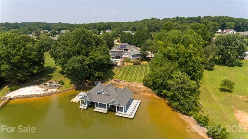 Property image 3 at 158 Oak Point Drive, Cherryville, NC 28021