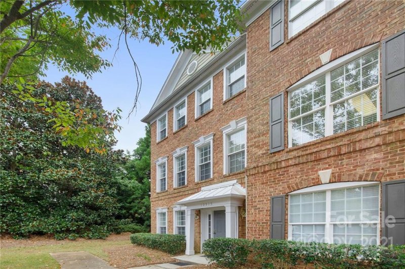 Property image 5 at 10315 Winslet Drive, Charlotte, NC 28277