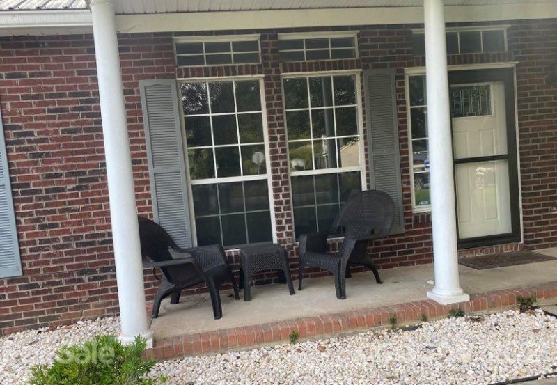 Property image 3 at 423 Cottonwood Park Drive, Charlotte, NC 28214