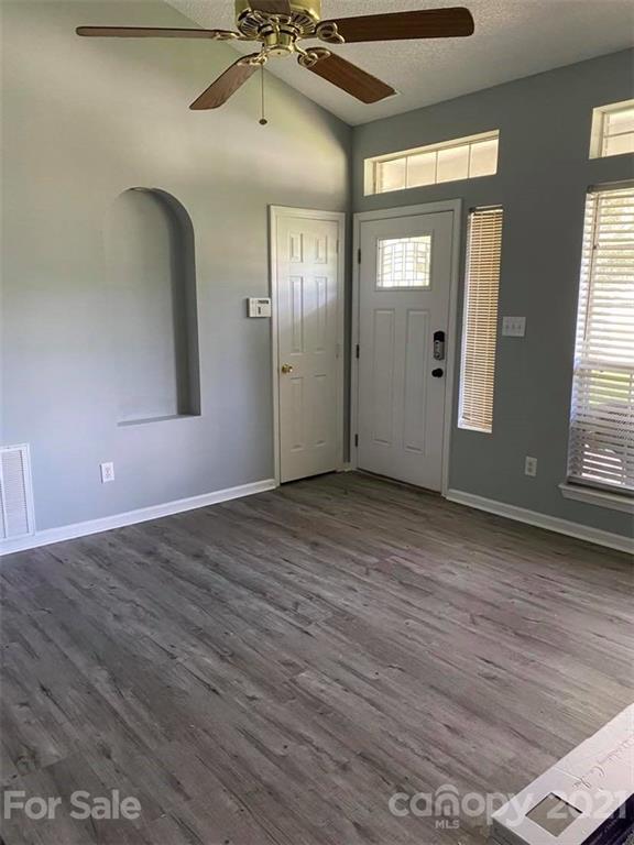 Property image 4 at 423 Cottonwood Park Drive, Charlotte, NC 28214