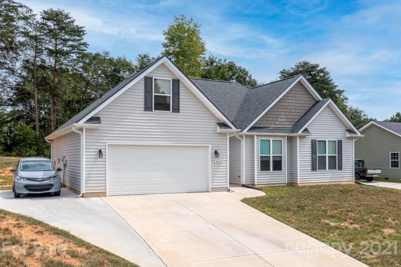 Property image 3 at 4876 Slanting Bridge Road, Sherrills Ford, NC 28673