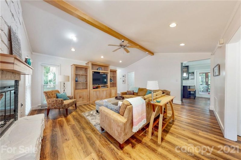 Property image 5 at 8038 Ritter Drive, Charlotte, NC 28270