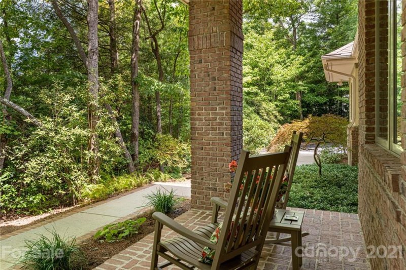Property image 4 at 742 Dunroy Drive, Hendersonville, NC 28739